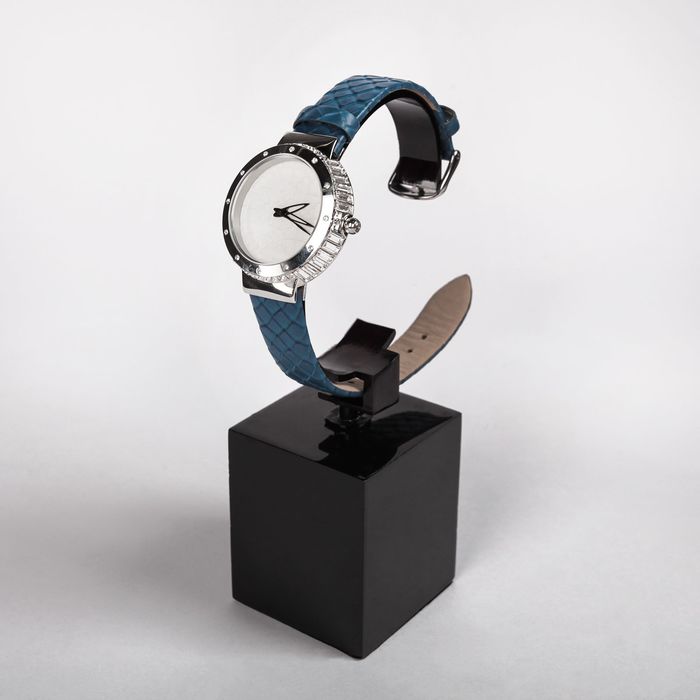 Подставка под часы, набор 3 шт (h=10.5, 12, 13), основа 4,7*4,7см, цвет чёрный