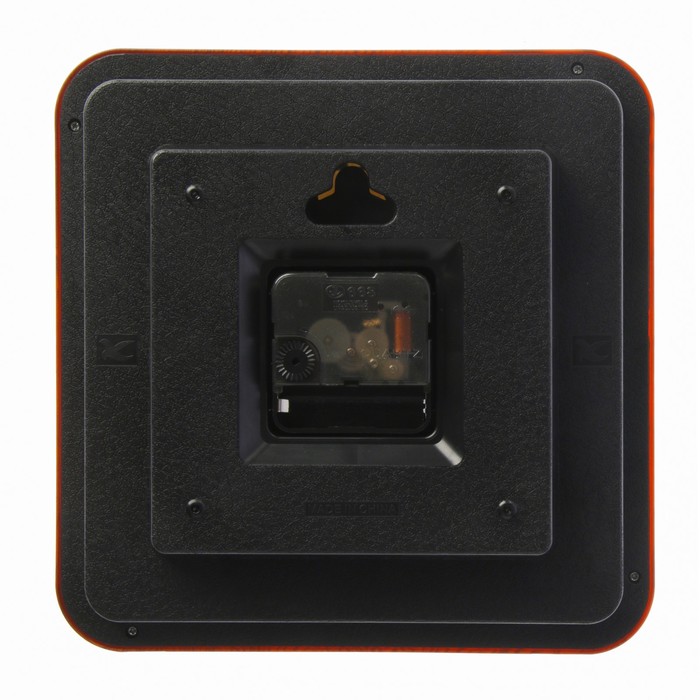 Часы настенные классика квадр пластик, края под дерево, циферблат Пизанская башня 21*21см