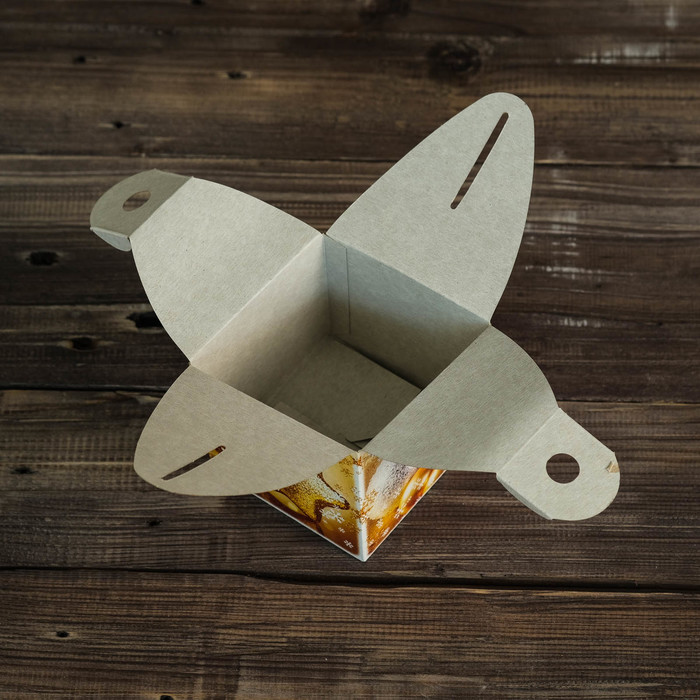 Подарочная коробка "Золотой", кубик малый, 9 х 9 х 13 см