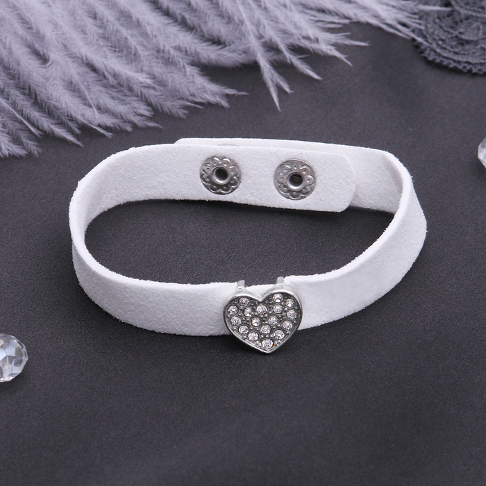 Браслет кожа "Замшевый стиль" сердце, цвет белый в серебре