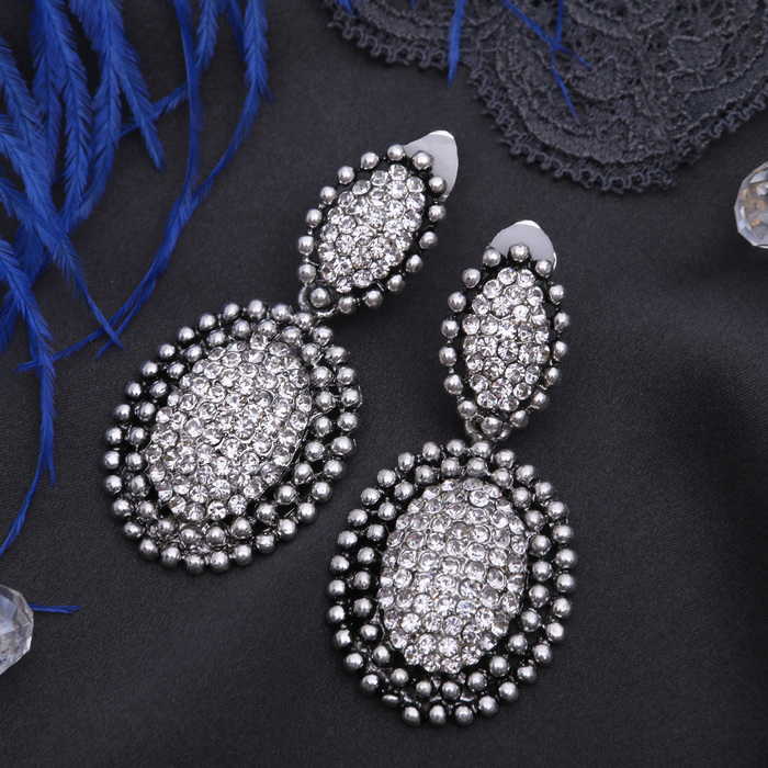 Клипсы "Овал" двойной, миледи, цвет белый в чернёном серебре