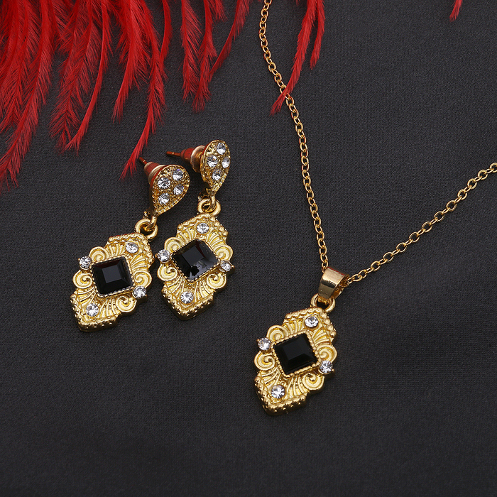 Гарнитур 2 предмета: серьги кулон "Арабика" ромбы, цвет бело-чёрный в золоте, 42см