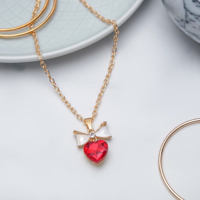 Кулон "Сердце" с бантиком, амели, цвет бело-красный в золоте, 50см