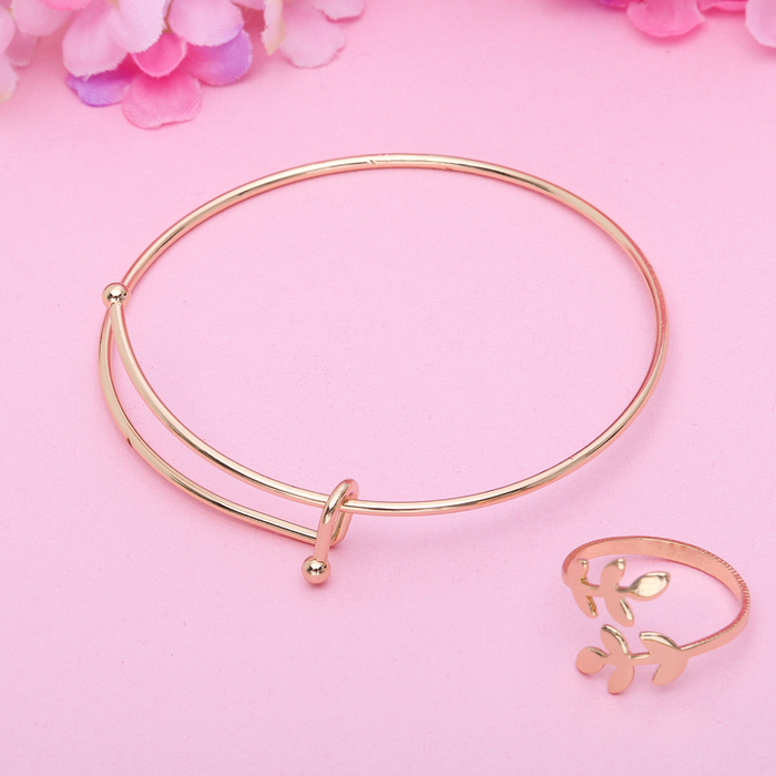 Набор 2 предмета: браслет, кольцо "Мини" веточка, цвет золото, безразмерное