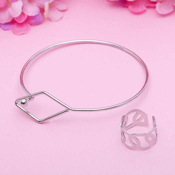 Набор 2 предмета: браслет, кольцо "Мини" ромб, цвет серебро, безразмерное