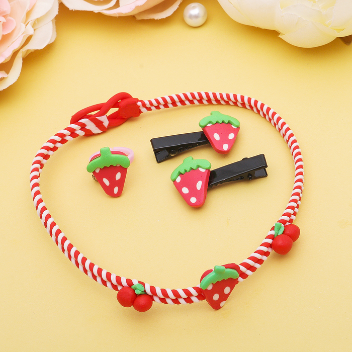 Комплект детский "Выбражулька" 4 предмета: 2 заколки, чокер, кольцо, ягодки, цвет МИКС