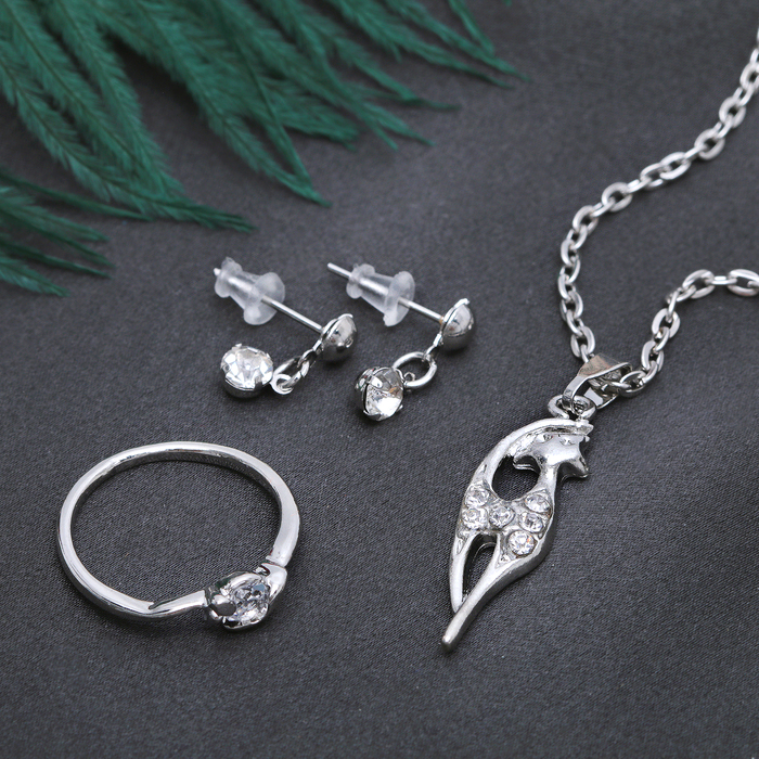 Гарнитур 3 предмета: серьги, кулон, кольцо размер МИКС 16-18 "Кошечка", цвет белый в серебре, 40см