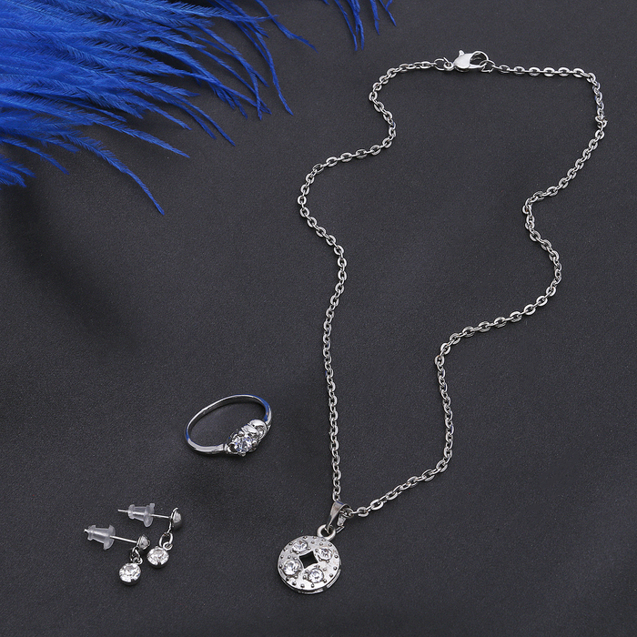 Гарнитур 3 предмета: серьги, кулон, кольцо размер МИКС 16-18 "Круг", цвет белый в серебре, 40см