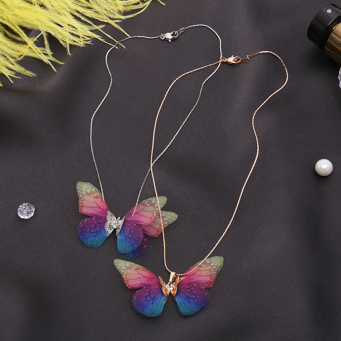 Кулон Butterfly летний день, цвет МИКС 45см