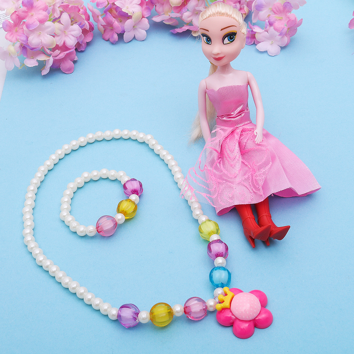 Набор детский "Выбражулька" 3 предмета: кукла, кулон, браслет, цветок с короной, цвет МИКС