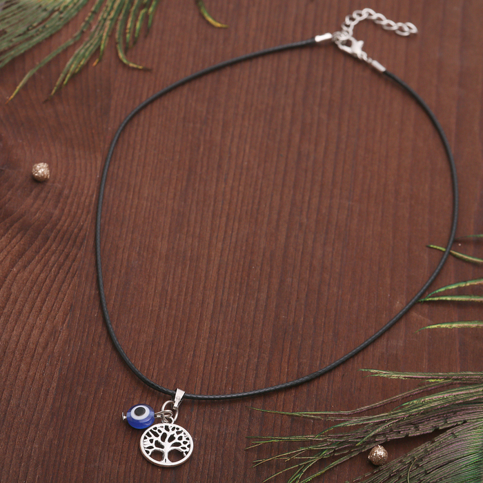Кулон-оберег "Глазик" и дерево