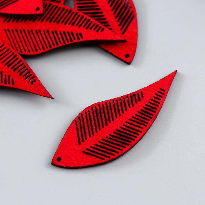 Декор для творчества кожзам "Резной лист красный" набор 10 шт 4х1,5 см