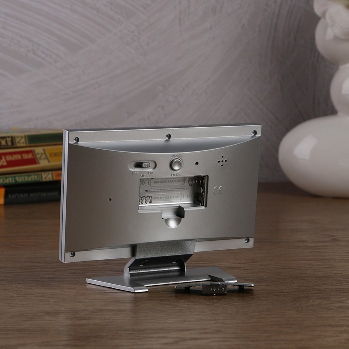 Электронные часы-будильник прямоуг, подсветка, температура, дата, 2ААА, 14,5*11см