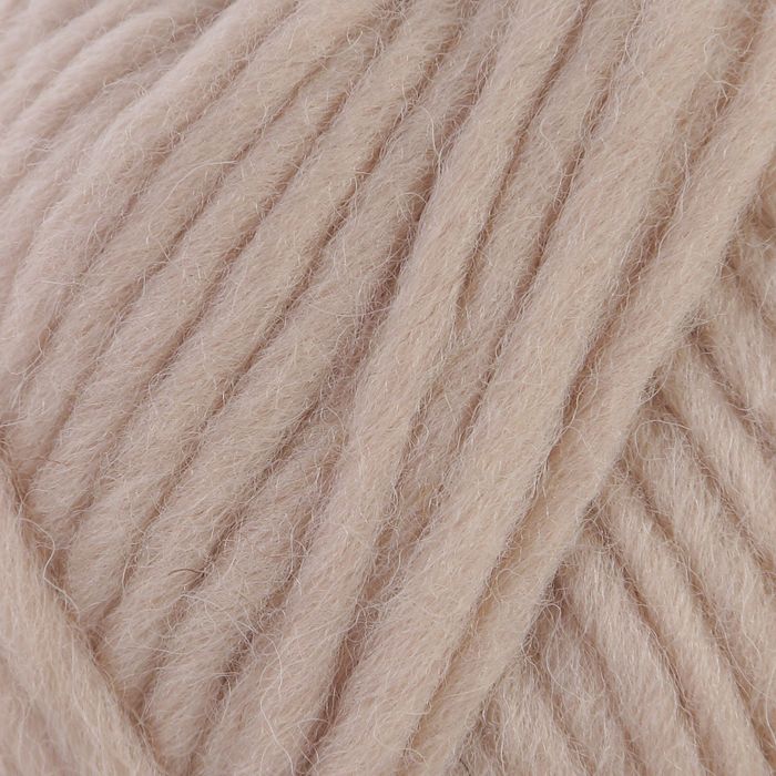 Пряжа "Adelia Benny" 100% шерсть 96м/100гр (711 св.бежевый)