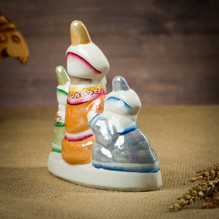 Сувенир "Айтыс" фарфор, ручная работа