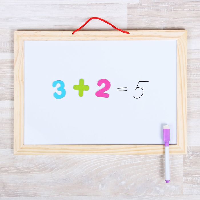 Доска магнитная двусторонняя , 29,5 × 20 см, в наборе магниты, маркер, мел, губка