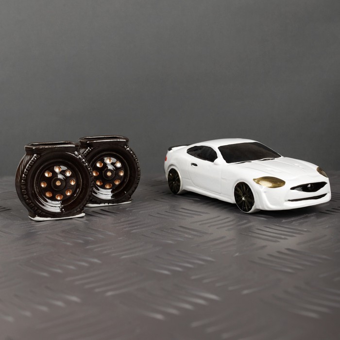 Коньячный набор "Машина седан" белая, 3 предмета, 100 мл, 2 рюмки