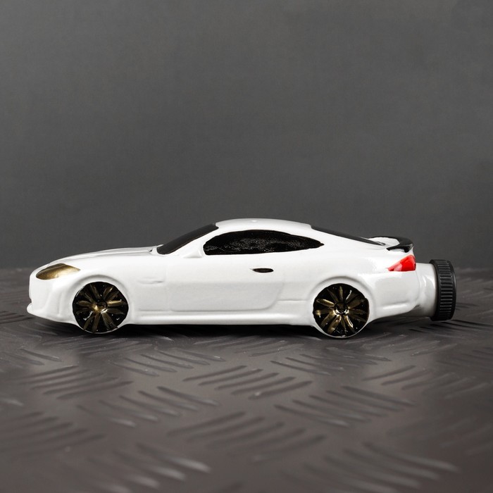 Коньячный набор "Машина седан" белая, 3 предмета, 100 мл, 2 рюмки