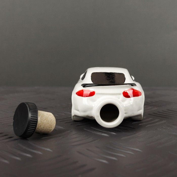 Коньячный набор "Машина седан" белая, 3 предмета, 100 мл, 2 рюмки