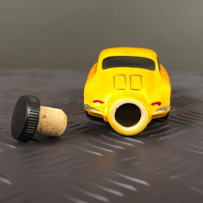 Коньячный набор "Машина ретро" жёлтая, 3 предмета, 100 мл, 2 рюмки