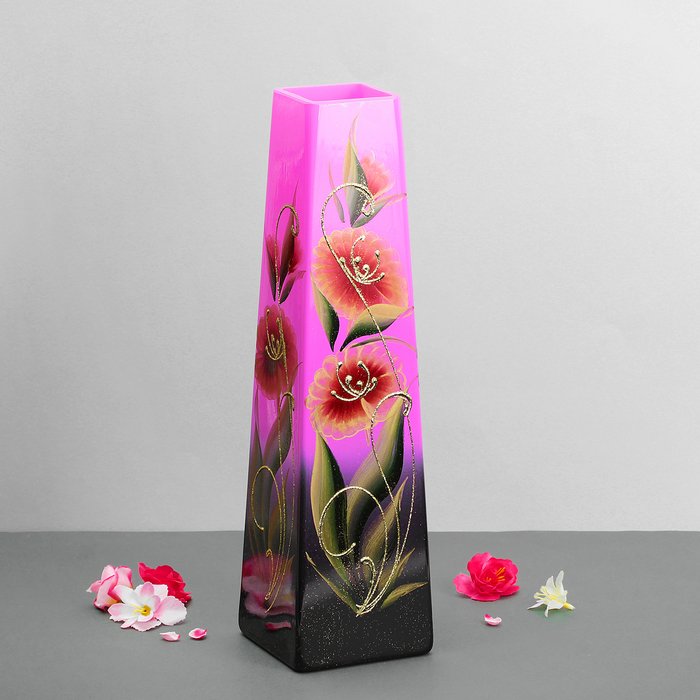 Ваза "Пирамида" широкая, розово-чёрная