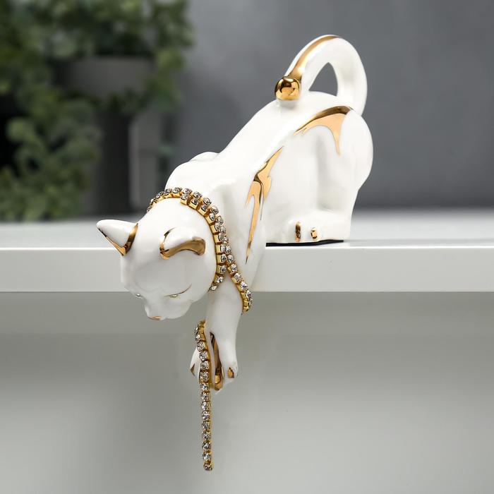   Сима-Ленд Сувенир керамика Кошка бело-золотистая с цепочкой из страз 17 см