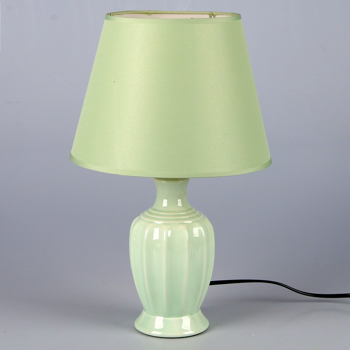 Лампа настольная "Грета" зеленый 1x40W E14 22,5x22,5x34,5 см