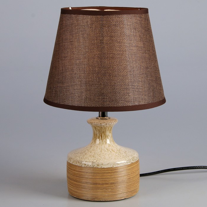 Светильник настольный "Бруно" бело- коричневый 1x40W E27 20x20x29,5 см