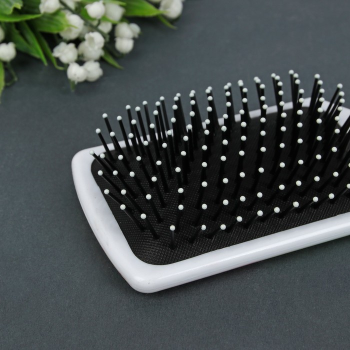 Расчёска массажная "Утренняя свежесть", широкая, цвет чёрный