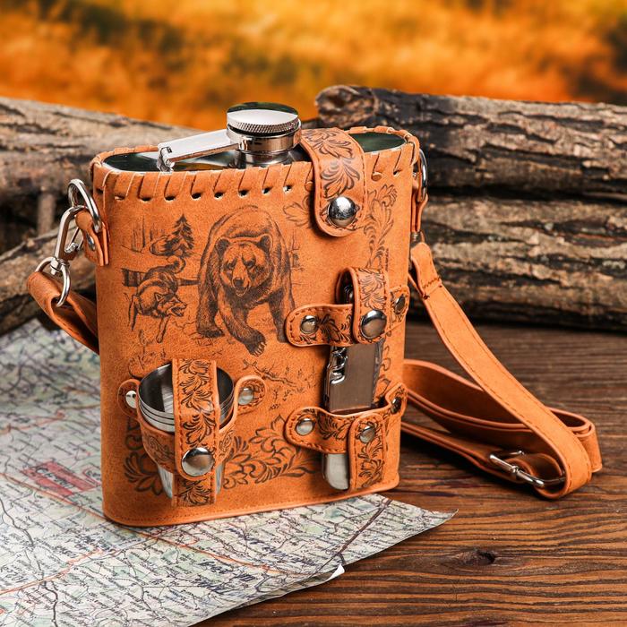 Туристический набор "Медведь и собаки", фляжка 540 мл, стопки 3 шт, нож-мультитул