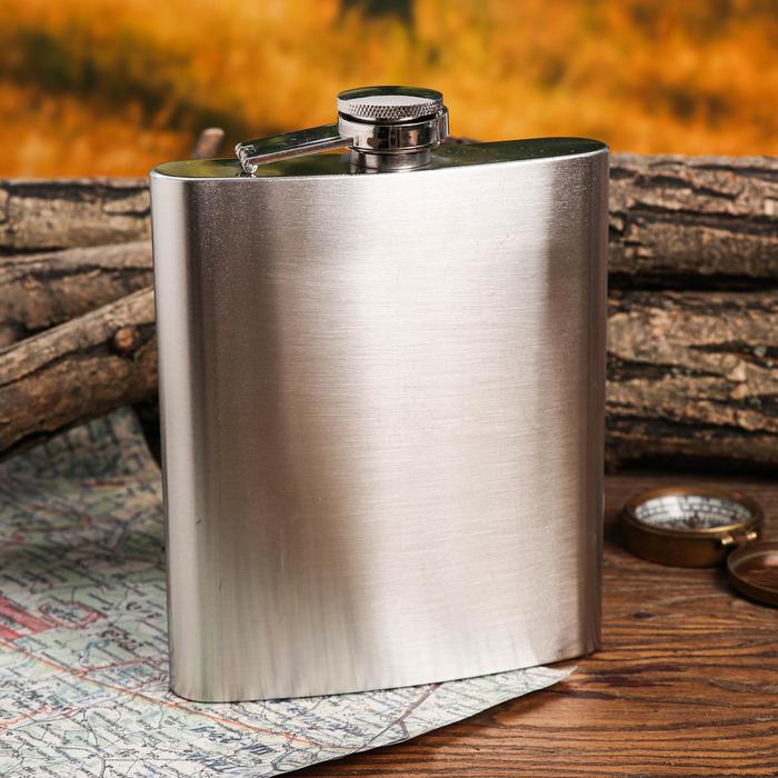 Туристический набор "Медведь и собаки", фляжка 540 мл, стопки 3 шт, нож-мультитул