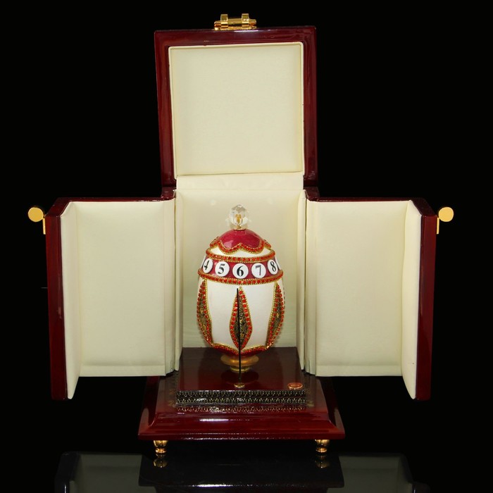 Часы Greenwich Meridian из скорлупы яйца