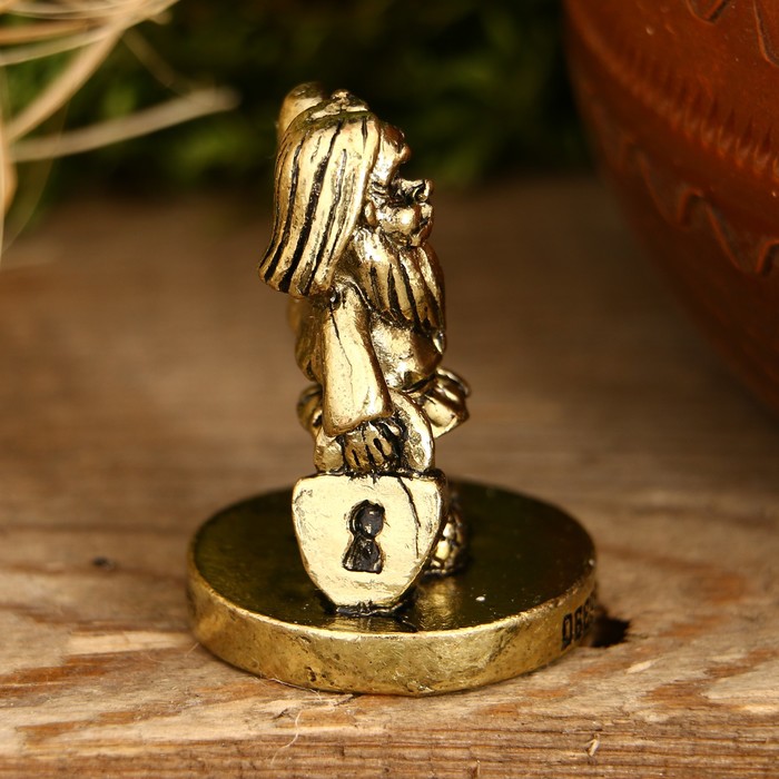 Фигурка миниатюра домовой "Оберегаю дом", 3,5 х 3 см