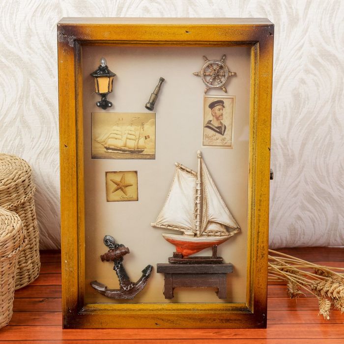 Ключница дерево 6 крючков "Кораблестроение" 30х20х7 см