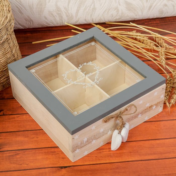 Шкатулка дерево с делениями "Звезды и сердца" 7,2х18х18 см