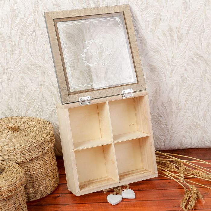 Шкатулка дерево с делениями "Звезды и сердца" 7,2х18х18 см