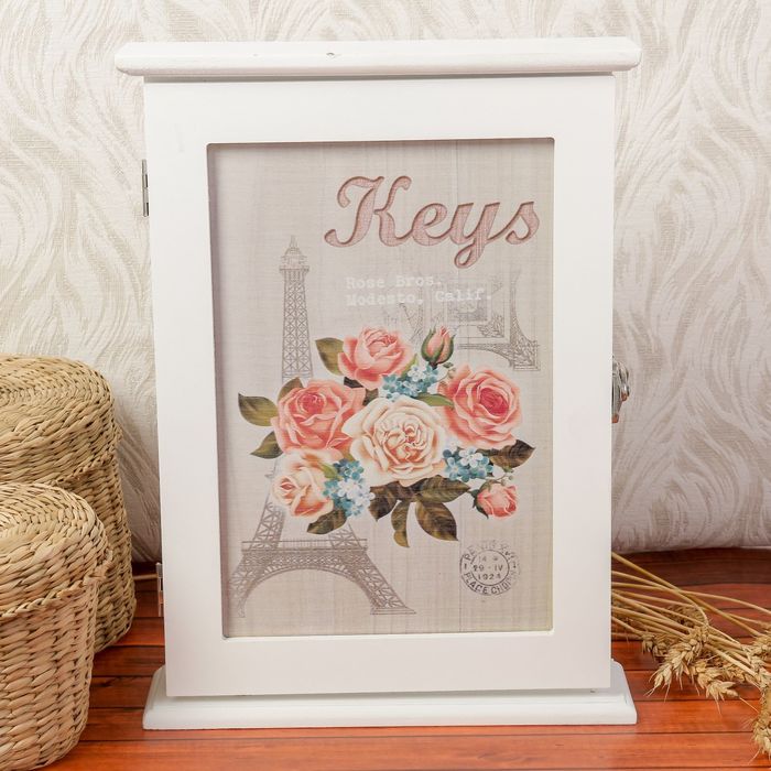 Ключница дерево "Эйфелева башня. Пионы" 29,5х22х6 см