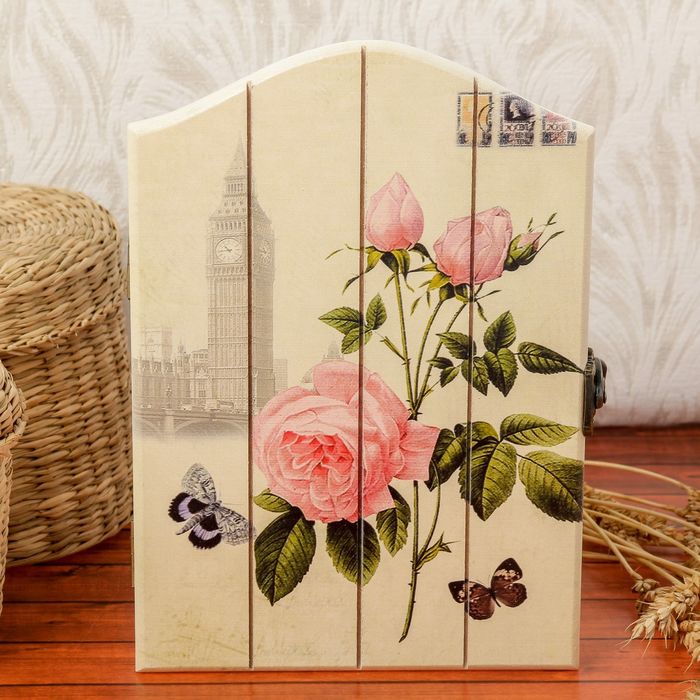 Ключница дерево 4 крючка "Биг-бен. Розовые пионы" 22,5х15,5х5 см