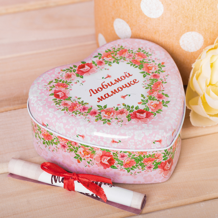 Шкатулка и открытка "Любимой мамочке " в подарочной коробке