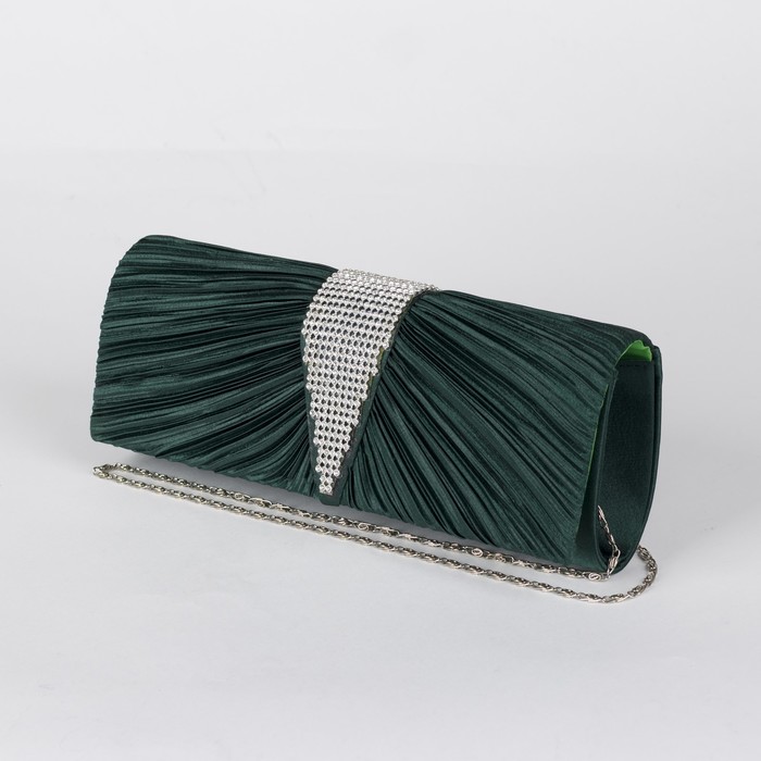 Клатч женский, отдел на магните, длинная цепь, цвет зелёный