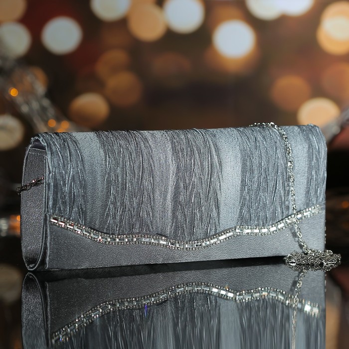 Клатч женский, отдел на магните, длинная цепь, цвет серый