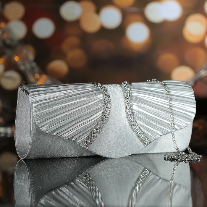 Клатч женский, отдел на магните, длинная цепь, цвет серый