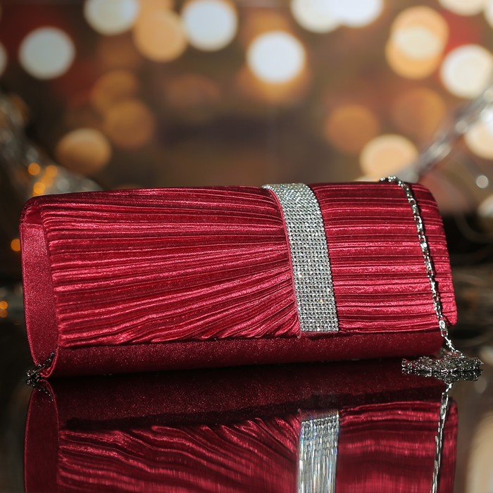 Клатч женский, отдел на магните, длинная цепь, цвет бордовый