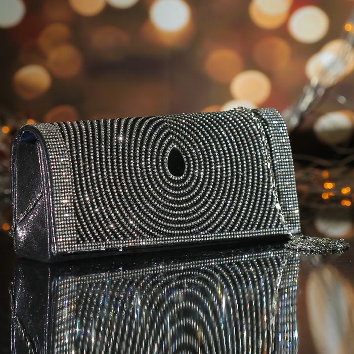 Клатч женский, отдел на магните, длинная цепь, цвет синий