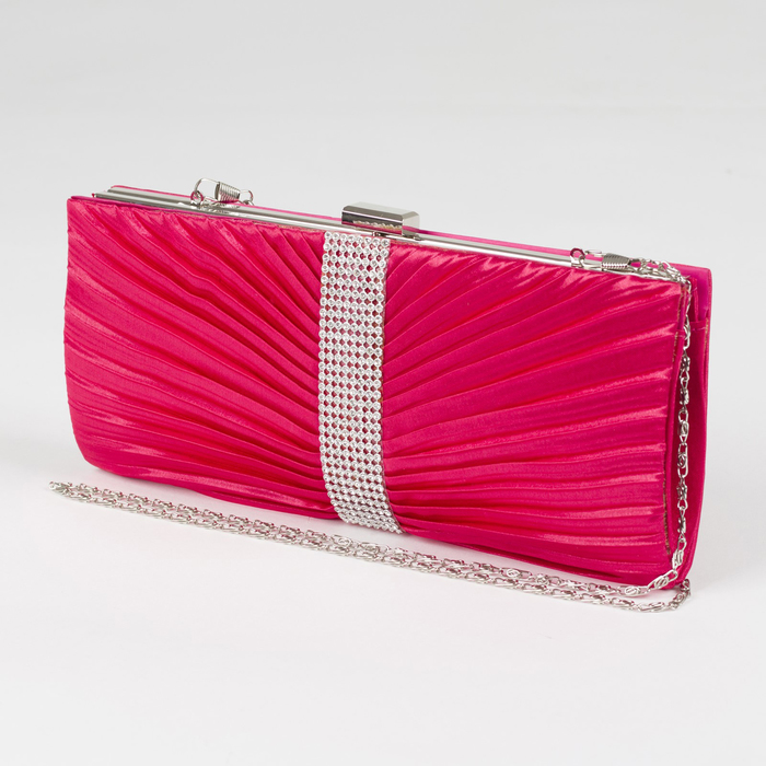 Клатч женский, отдел на фермуаре, длинная цепь, цвет малиновый