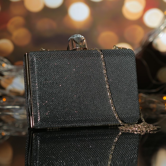 Клатч женский, отдел на фермуаре, длинная цепь, цвет серый