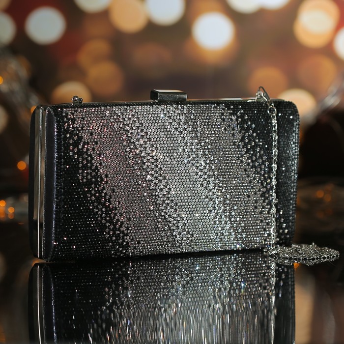 Клатч женский, отдел на фермуаре, длинная цепь, цвет синий