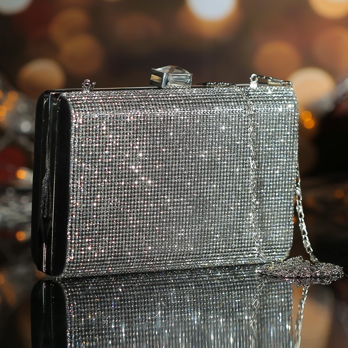 Клатч жен Флора, 17*4,5*11, отд на фермуаре, длинная цепь, золотой