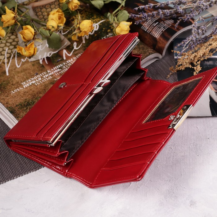 Кошелёк женский на клапане, 4 отдела, для карт, 2 отдела на рамке, наружный карман, цвет красный/чёрный