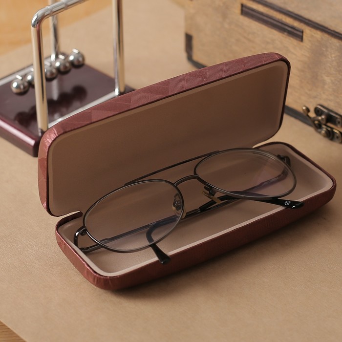 Футляр для очков Штрихи 15,5*3*6,5 отдел, красный